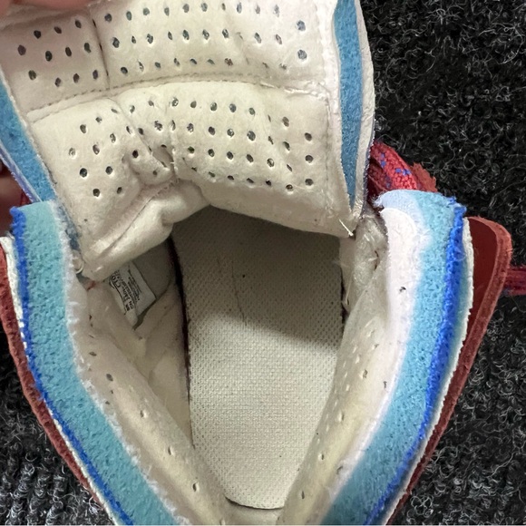 Jordan 1 High Cushion Zooms - Picture 6 of 8